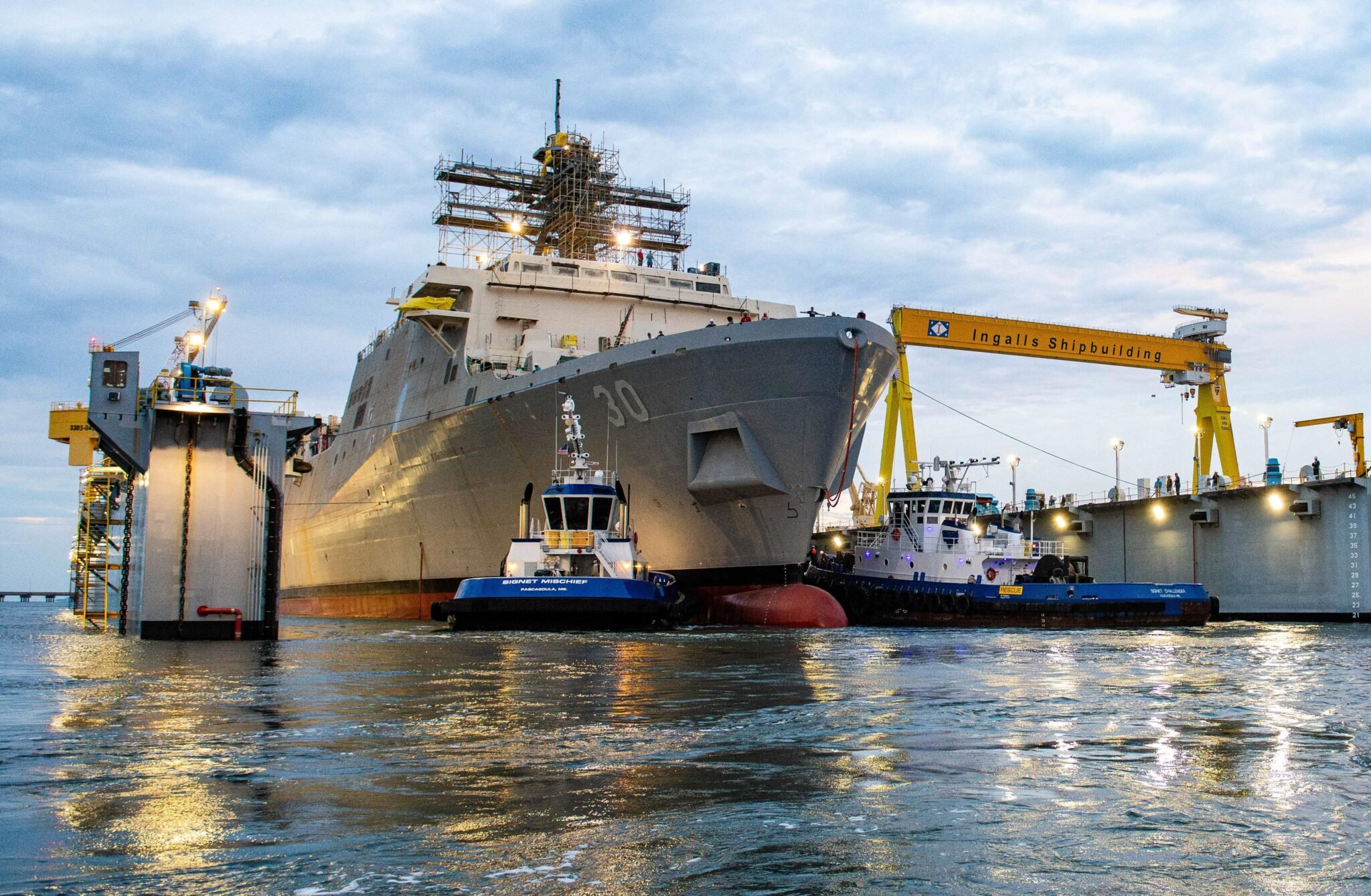 Ingalls Shipbuilding Launches Amphibious Warship Harrisburg - USNI News